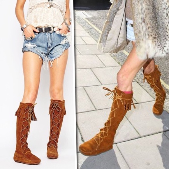 Minnetonka Shoes - MINNETONKA SUEDE LEATHER FRINGE MOCCASIN BOOTS